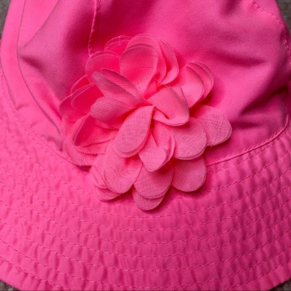Carter’s 0-9 months girl’s pink summer hat - Picture 4 of 5